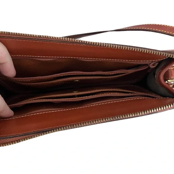 Vintage Dooney & Bourke Taupe Pebble Leather ‘Large Zip Top’ Crossbody Bag